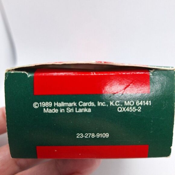 Vintage 1989 Hallmark‎ Keepsake Collectors Series Ornament #12 Thimble Puppy - Picture 2 of 9